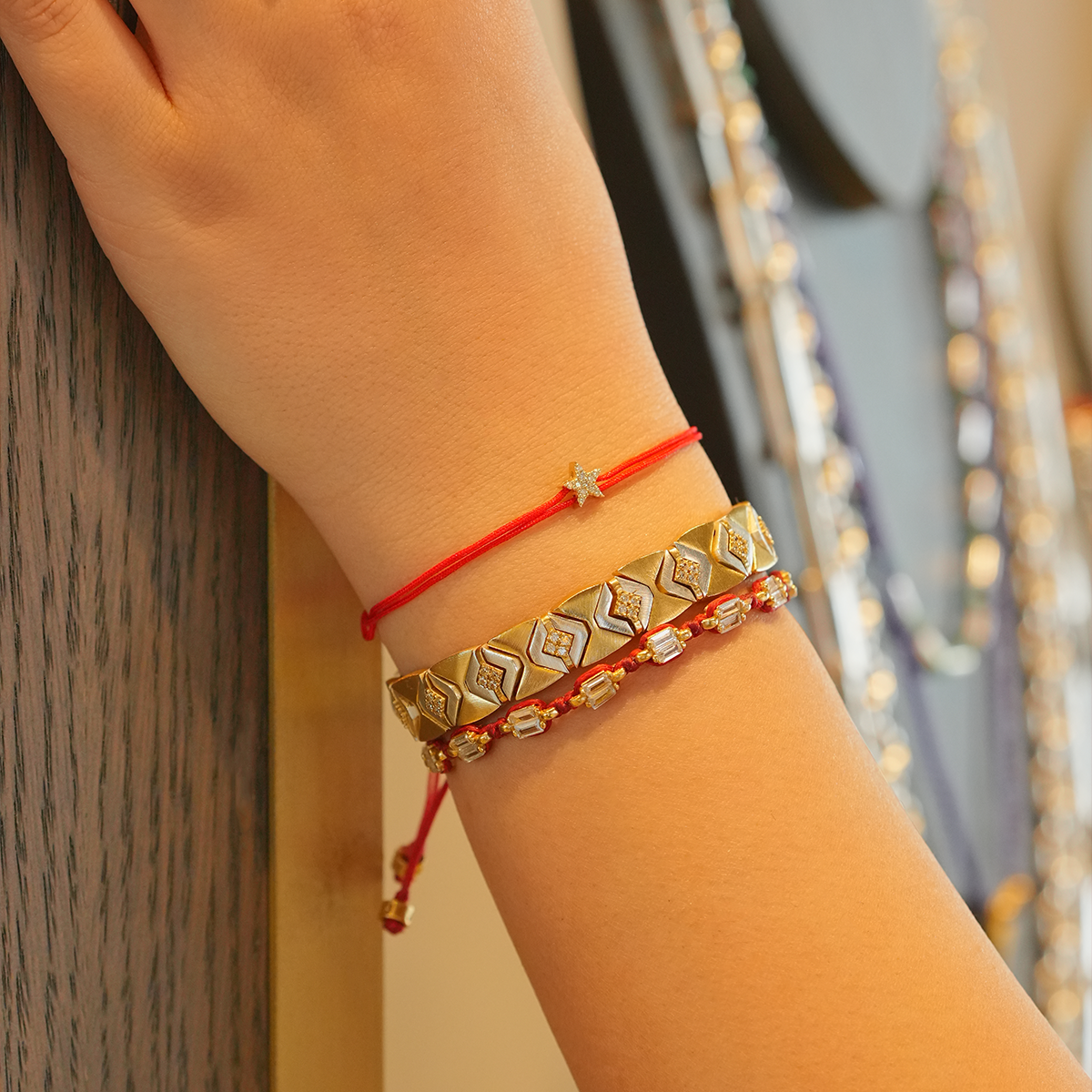 Ston Star Gold Cord Bracelet